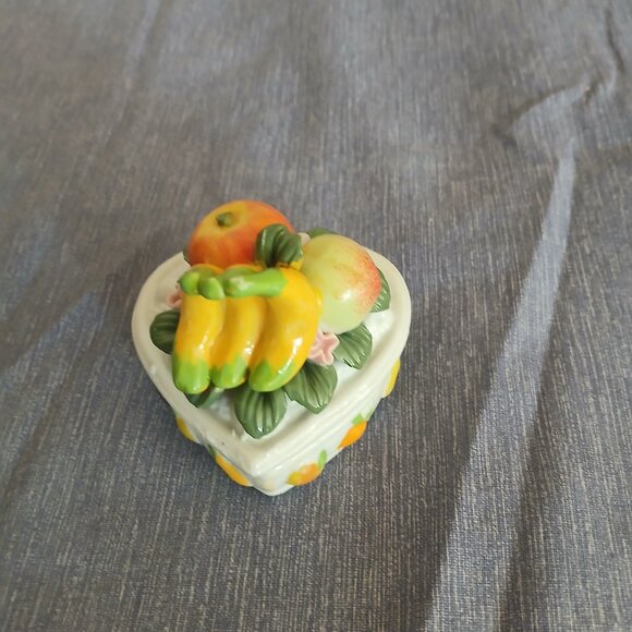 Heart shape Colorful Fruit Basket Trinket Box - Picture 1 of 3